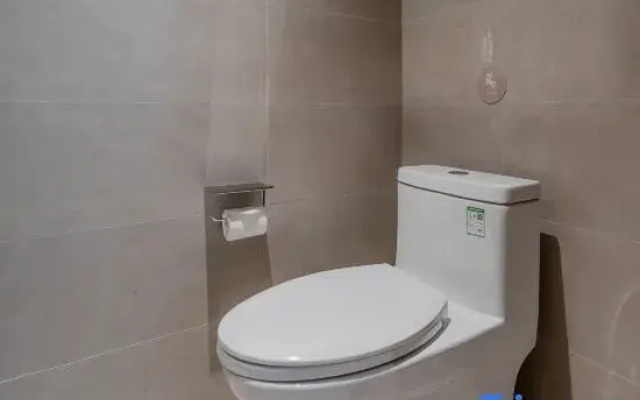 Homeinn · neo (Shanghai ENT Hospital Pujiang Campus)