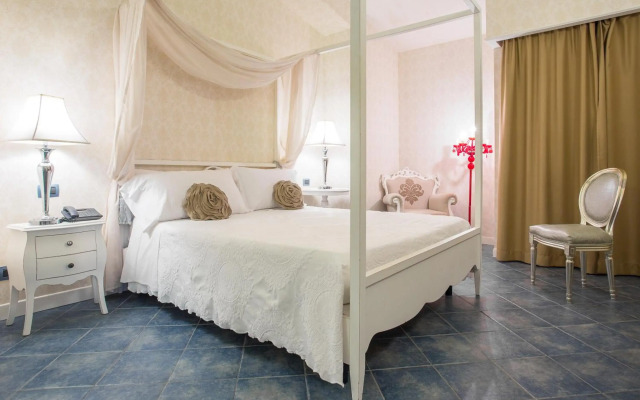 Marina Holiday Resort & Spa