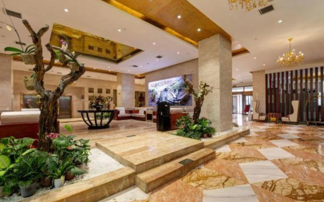 Broma Hotel