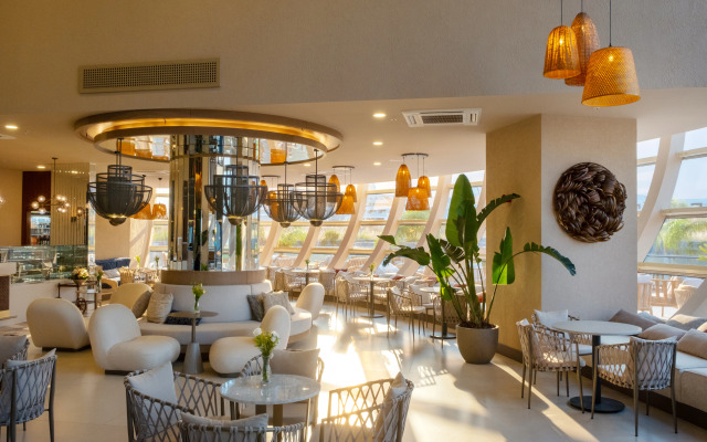 Liu Resorts - All inclusive