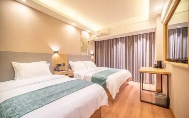 GreenTree Inn Express Hotel (Deyang Wenmiao Square )