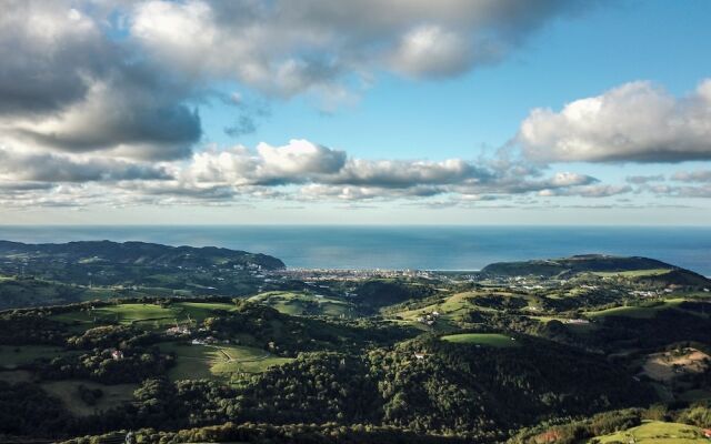 Surf Camp San Sebastian Partyhostel