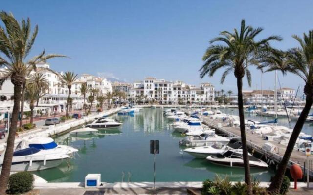 Stunning Penthouse in San Luis de Sabinillas