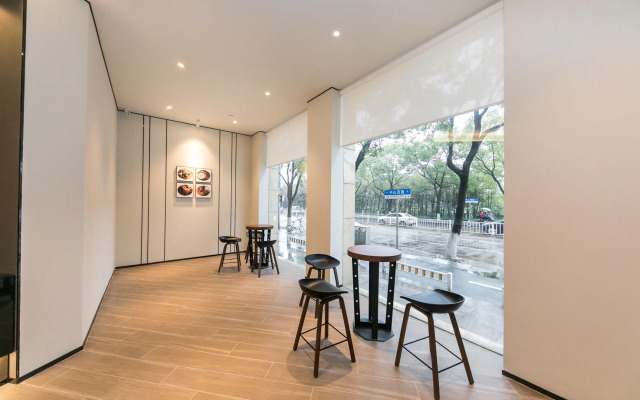 Hanting Hotel Taizhou Jiaojiang Baolong City