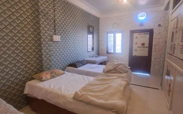 Narmada Guest House