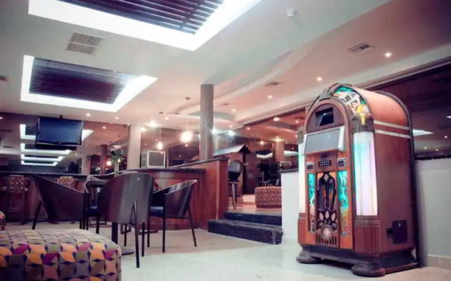 BEST WESTERN El Paseo