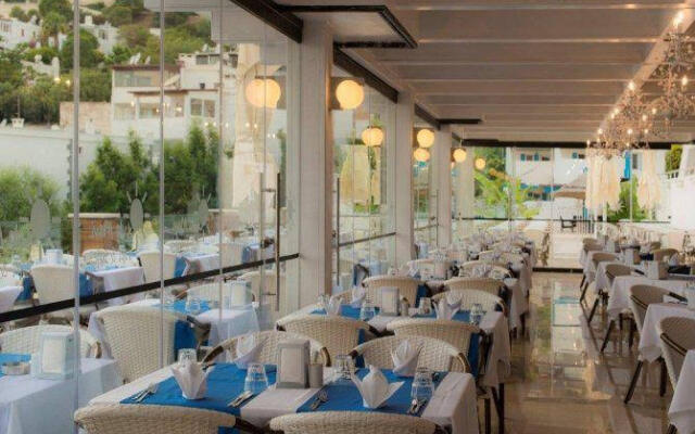 Club Mavi Hotel&Suites
