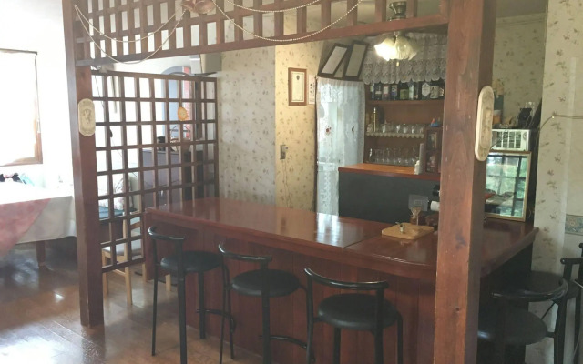 Friendly Inn People