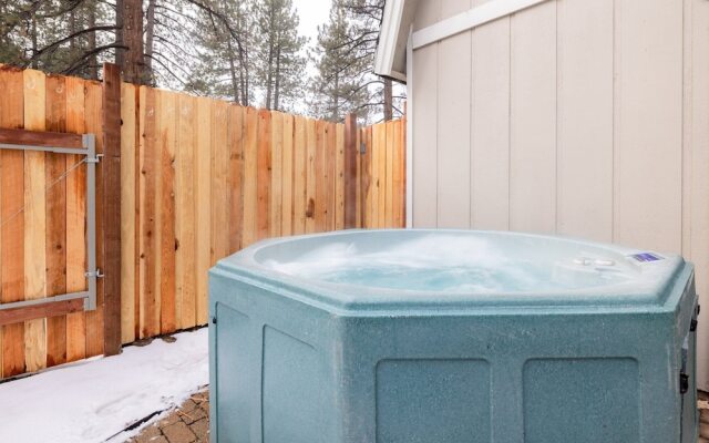 Mojave Getaway #1958