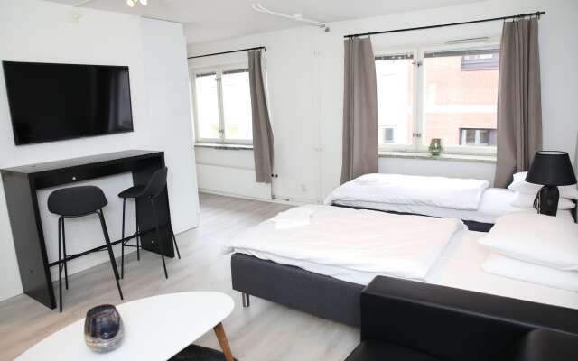 Fastliving Apartment Hotel