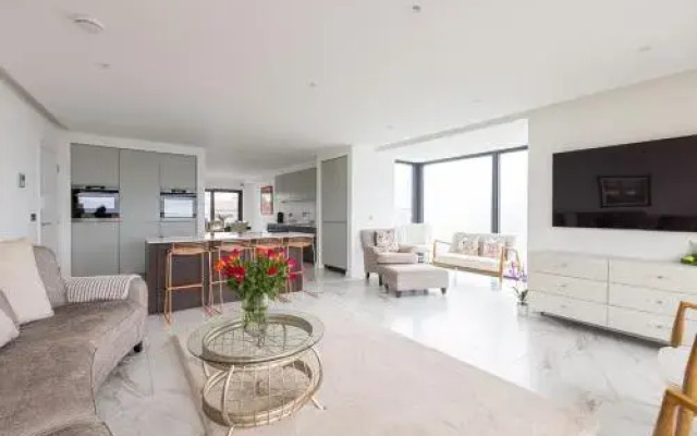 Curran Gate Apartments