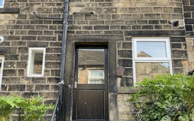 Uppermill Central