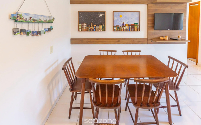 Lindo apto com varanda e churrasqueira ECU102