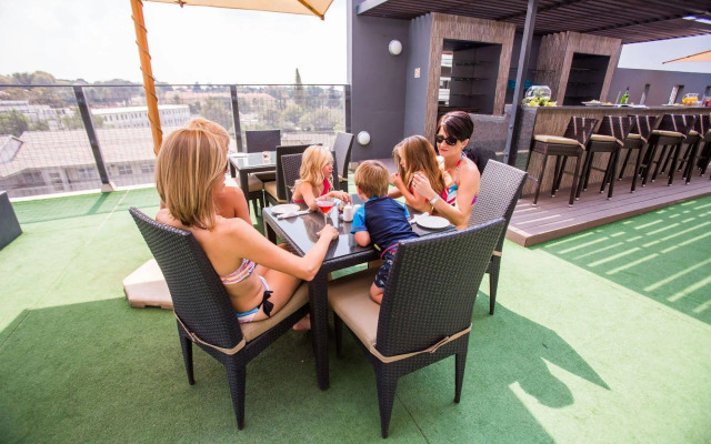 Genesis All-Suite Hotel