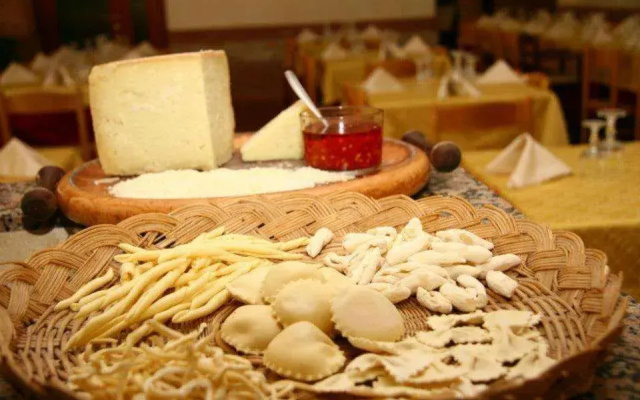 Hotel PINO LORICATO