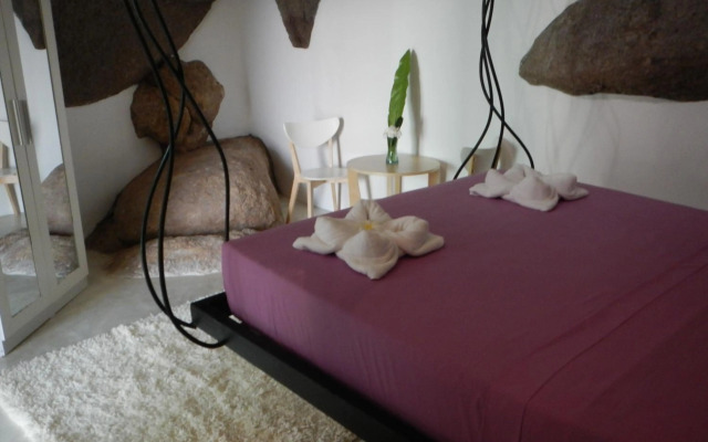 Monkey Flower Villas