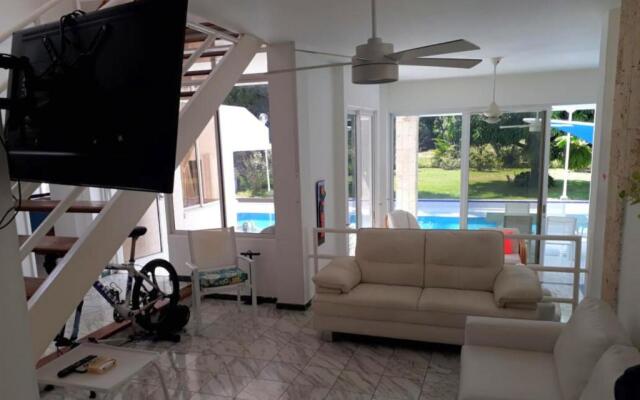 Casa Privada el Peñon Girardot