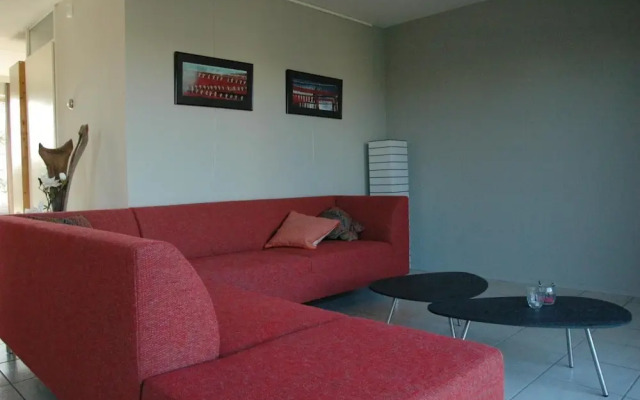 Cosy Holiday Home With Garden