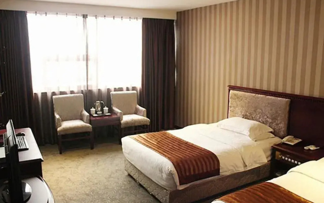 Fanghua Hotel