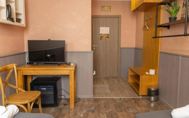 City Hotel