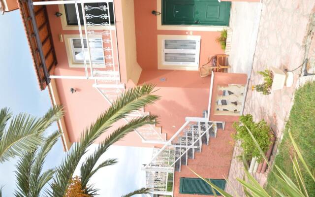 Marilena Apartments