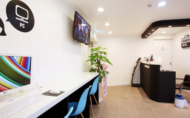 Ekonomy Hotel Myeongdong Central