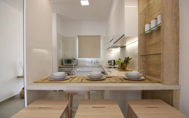 Phaedrus Living: Seaside Luxury Flat Limnaria 153