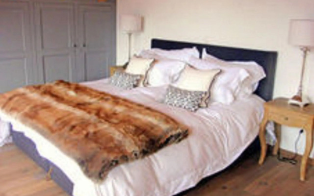 Lavish Holiday Home in Heremence With Balcony