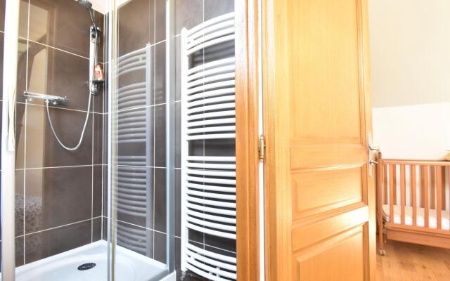 Tasteful Holiday Home in Sormery With Swimming Pool