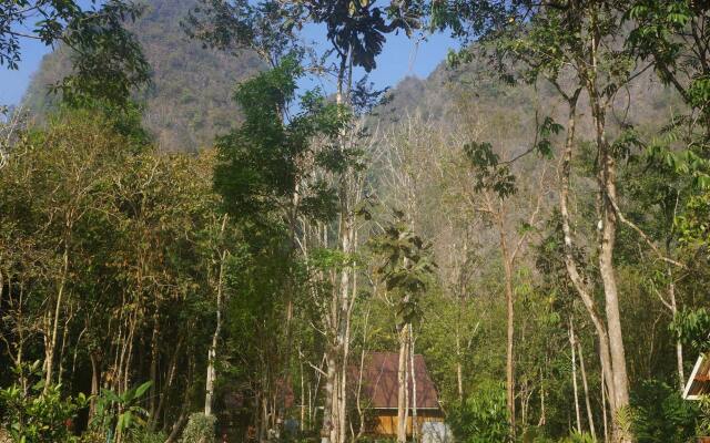 Khao Sok Jungle Resort