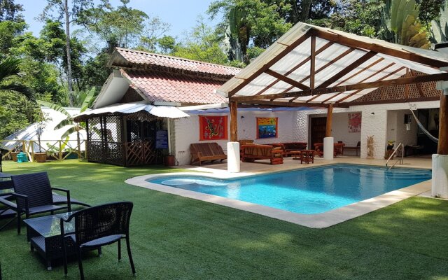 Bugabutik Hotel Resort