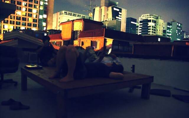 OMG Hostel