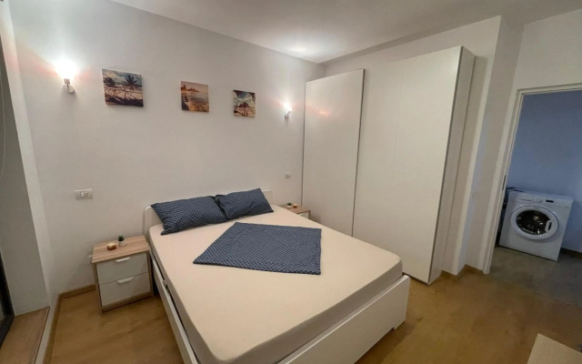 Gold Luxury Apartment Close to Presidential Palace