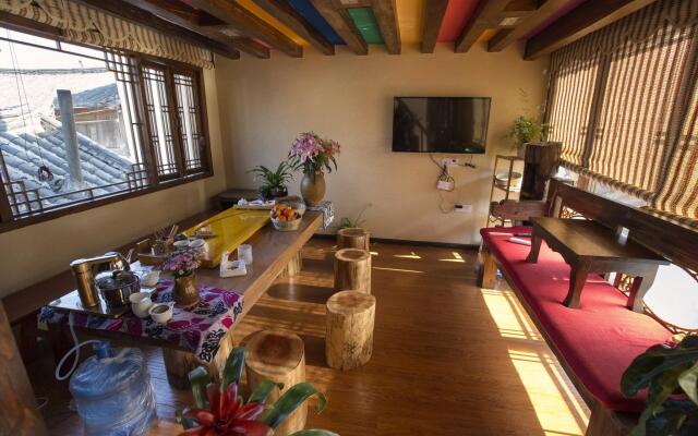 LiJiang NO.158 Yard Inn