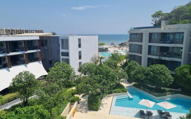 Veranda Residence Hua Hin 1BR Beachfront