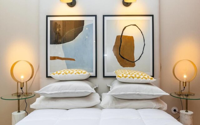 Porto Fancy Deluxe Apartment by GuestReady