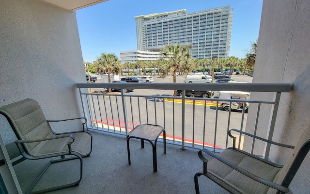 107 South Hampton 2 Bedroom Condo
