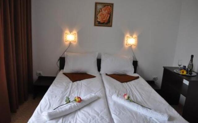 Pusca Si Cureaua Lata