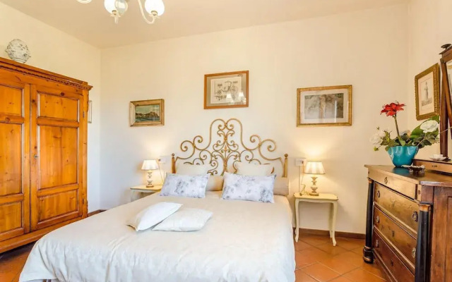 Casa Emy in Lucca With 3 Bedrooms and 2 Bathrooms