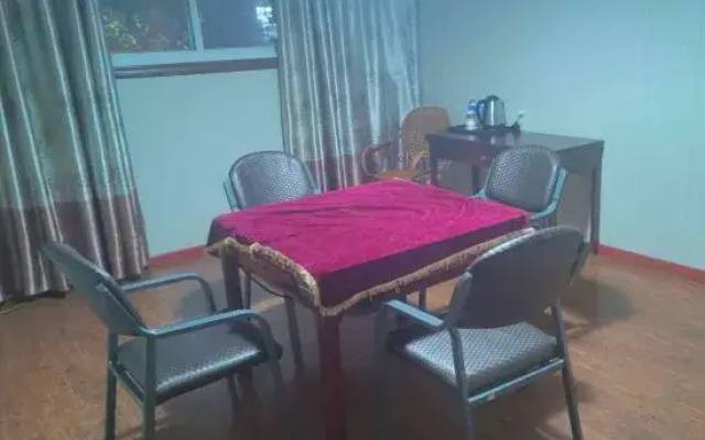 7 Days Hotel Chongqing Qianjiang Nanhai Xincheng Qianjiang middle school