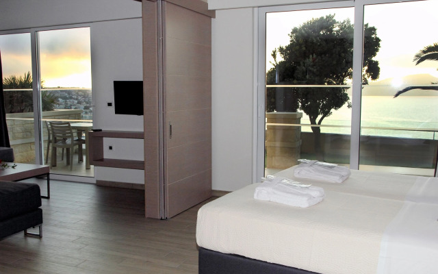Renieris Hotel