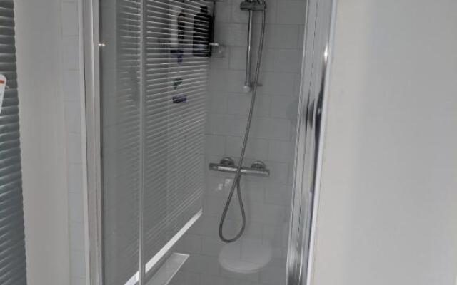 Fully equipped 1 bed flat in Croydon