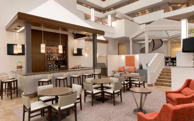 Embassy Suites by Hilton Baltimore at BWI Airport