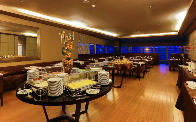 WR Hotel São João da Madeira