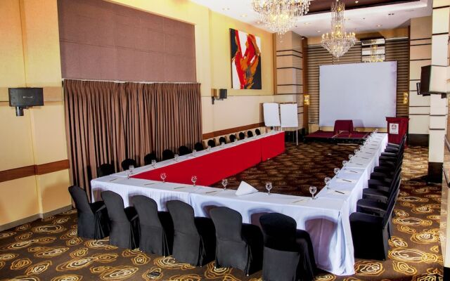 A.Venue Suites