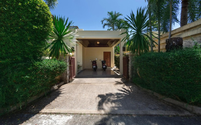 Baan Bua Estate by Tropiclook