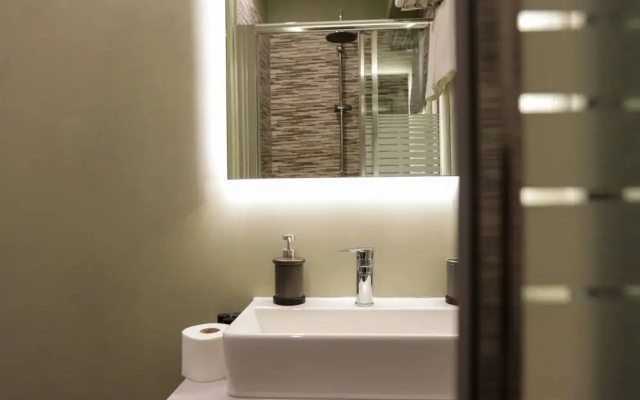 V36 Suites