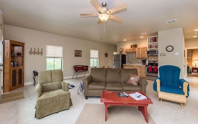 Far View Gasthaus 2 Bedroom Apts by RedAwning