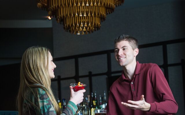 Crowne Plaza Cleveland at Playhouse Square by IHG