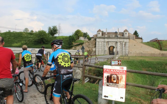 Zona 30 Bike Guesthouse